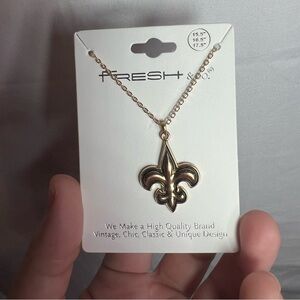 Fresh & co. Gold Fleur De Lis Fashion Necklace 15.5 16.5 17.5 NWT